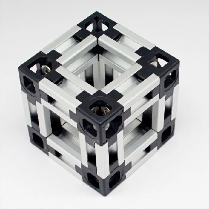 Plastic Corner Connector for 1515 Aluminum Extrusions (10pcs) - Image 4